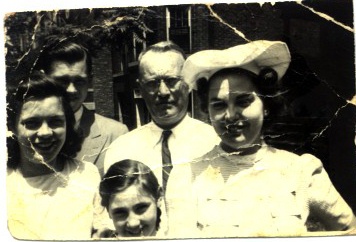  'Young Dolly Sisters' with Grandpa Mangan 